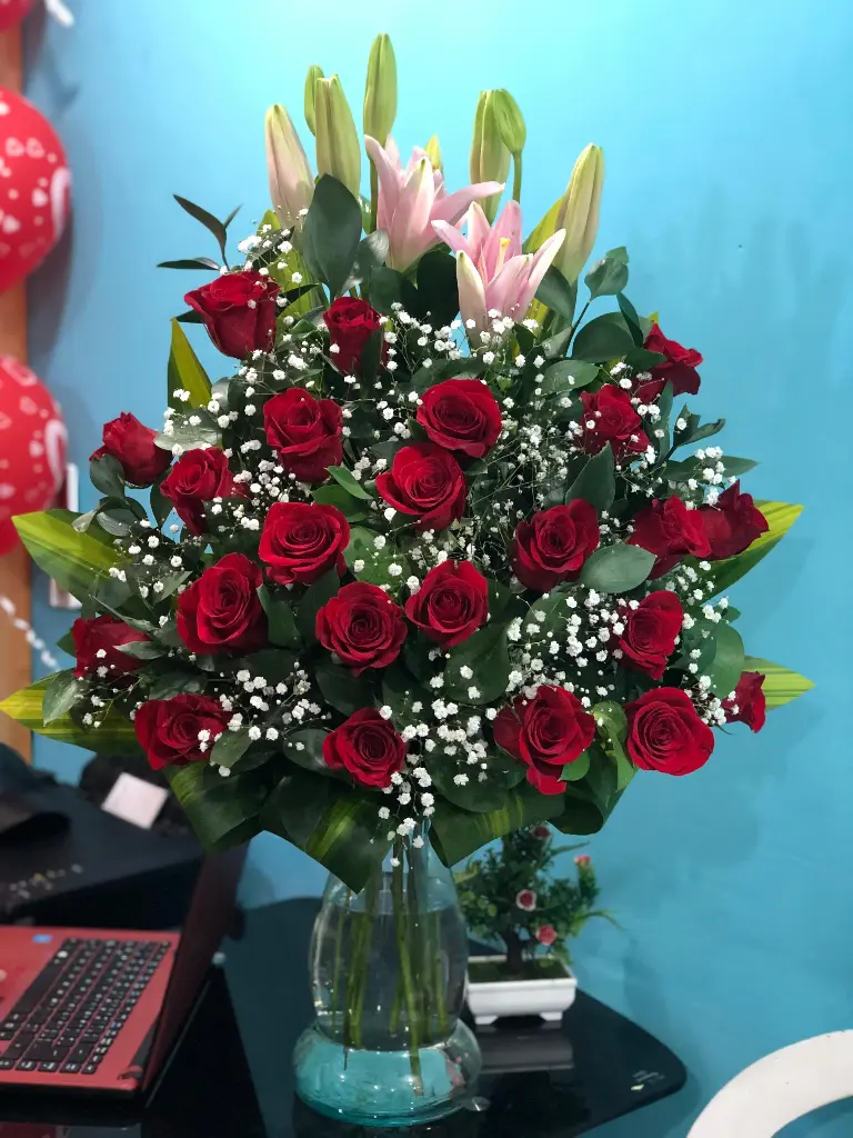 Clásico Encanto en Rosas