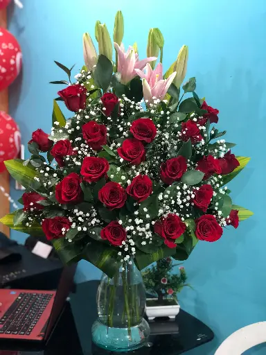 Clásico Encanto en Rosas